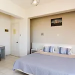 Eugenia Studios & Apartments
